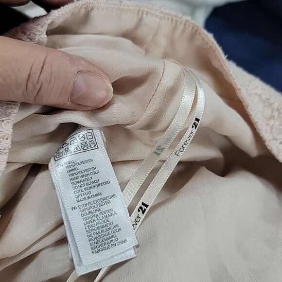 Beautiful Forever 21 Lace Skirt! - Picture 7 of 7